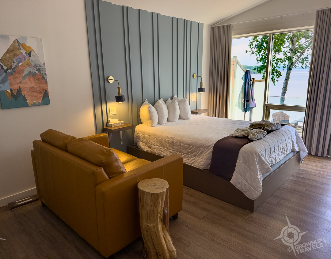 La Bannik room with private terrace Lac TeÌmiscamingue